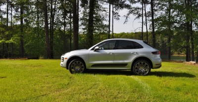 2015 Porsche Macan Turbo Review 22