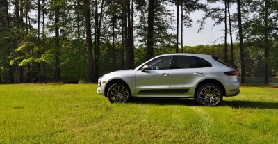 2015 Porsche Macan Turbo Review 23