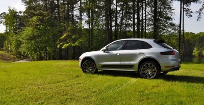 2015 Porsche Macan Turbo Review 25