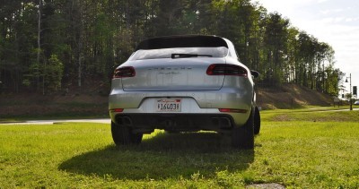 2015 Porsche Macan Turbo Review 40