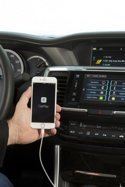 2016 Honda Accord with Apple CarPlay®