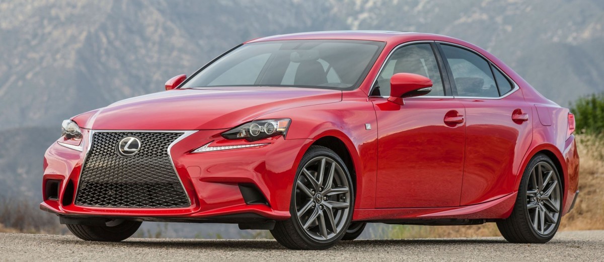 2016 Lexus IS200t and IS300 AWD Join Refreshed Range with F Sport Packs