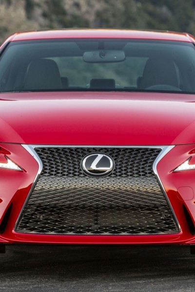 2016_Lexus_IS_200t_F_SPORT_009_BED37F1EB1D4C5D8C75F0785574D96C67F690C90