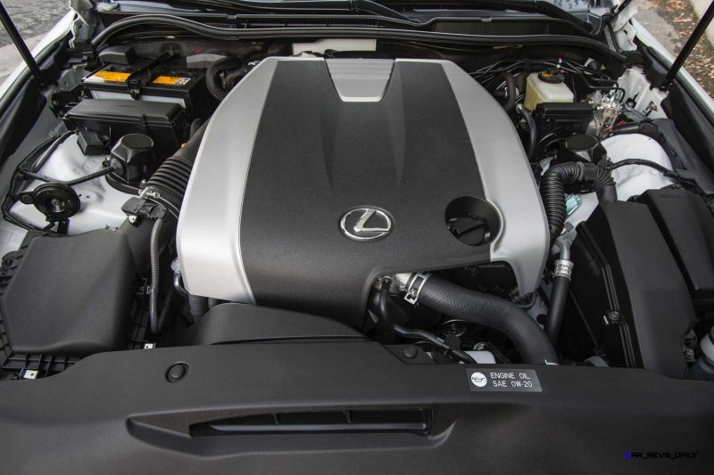 2016_Lexus_IS_300_AWD_F_SPORT_015_96CD055D21D3199F6B14BC7B7CB206B4E55ACA62