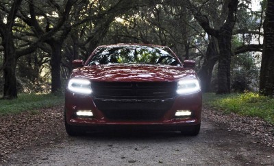 2015 Dodge CHARGER RT 32