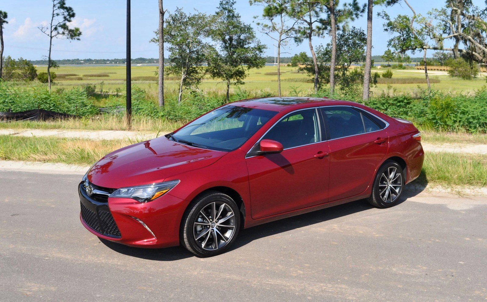 2015 Toyota Camry XSE 2.5L Review