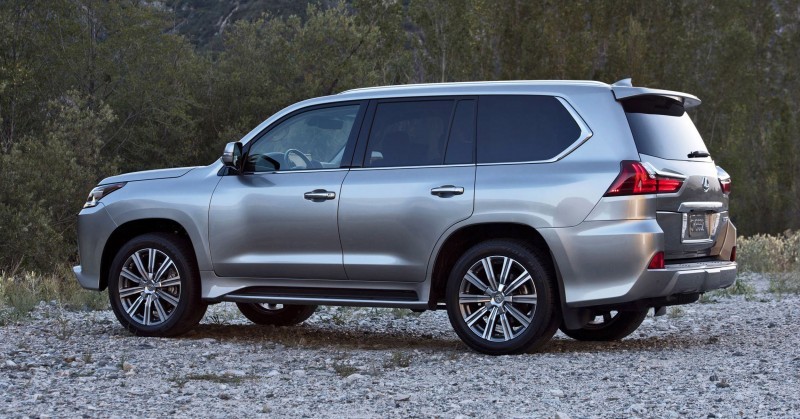 2016 Lexus LX570 7