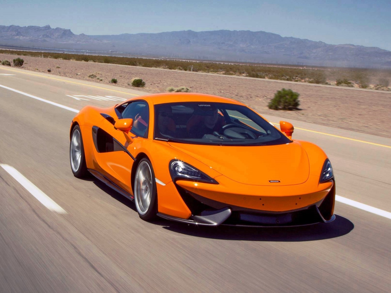 2016 McLaren 570S Orange 13 – Car-Revs-Daily.com