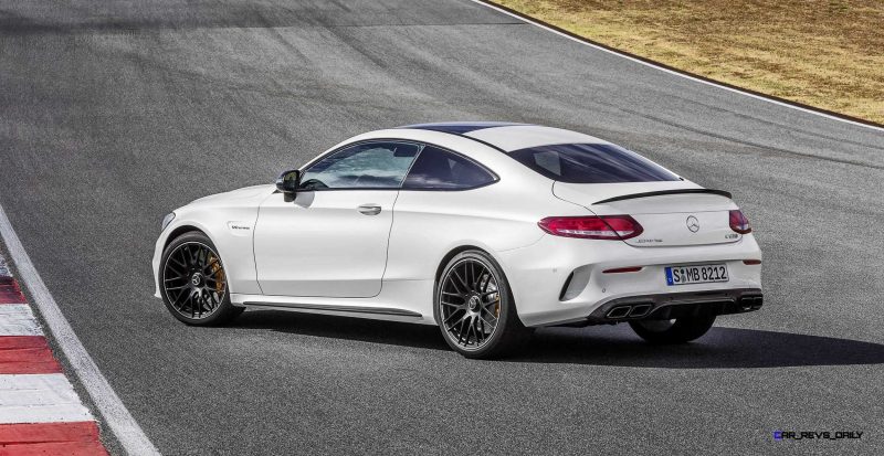 2016 Mercedes-AMG C63-S Coupe 9