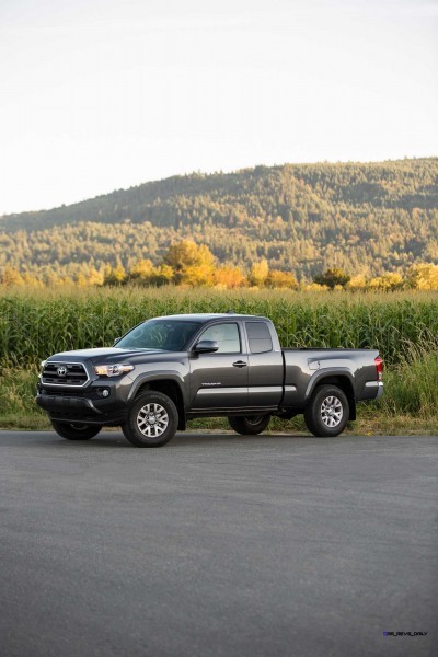 2016 Toyota TACOMA 28