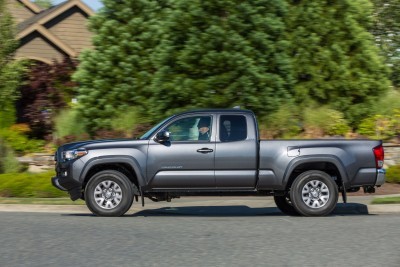 2016 Toyota TACOMA 34