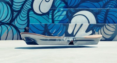 PR Image 4_Lexus Hoverboard