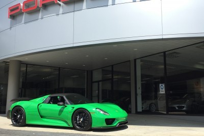 Porsche 918 Spyder with HRE P104 in Gloss Black (3)_19771694909_o