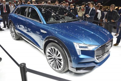 2015 Audi E-Tron Quattro Concept - Frankfurt IAA Debut 1