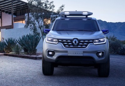 2015 Renault ALASKAN 17