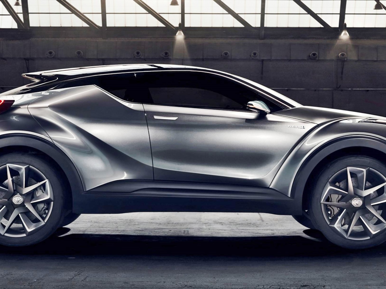 2015 Toyota C-HR Concept 4-Door 6