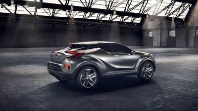 2015 Toyota C-HR Concept 4-Door 7