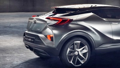 2015 Toyota C-HR Concept 4-Door 8