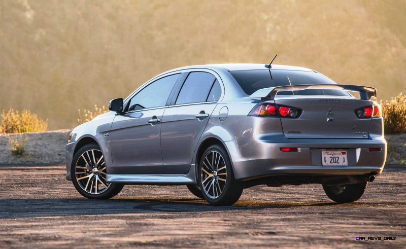 2016 Mitsubishi LANCER GT 18