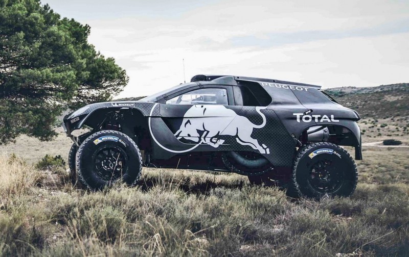 2016 Peugeot DKR16 Rally Racer 23