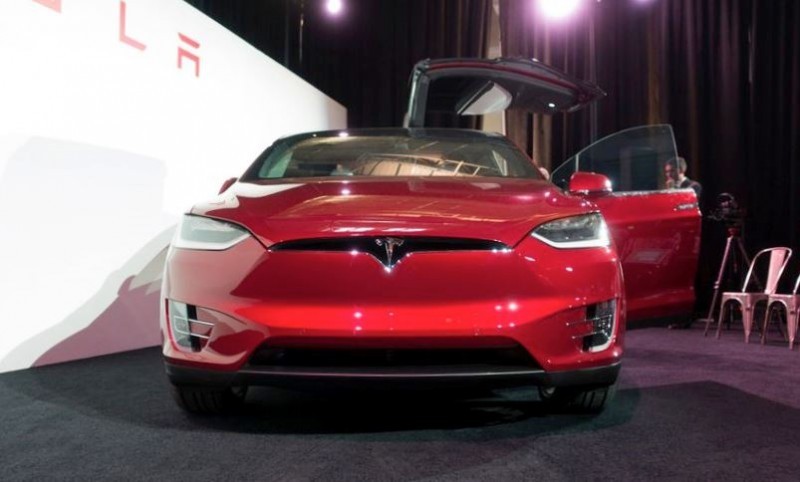 2016 Tesla Model X Production SuperSUV 22