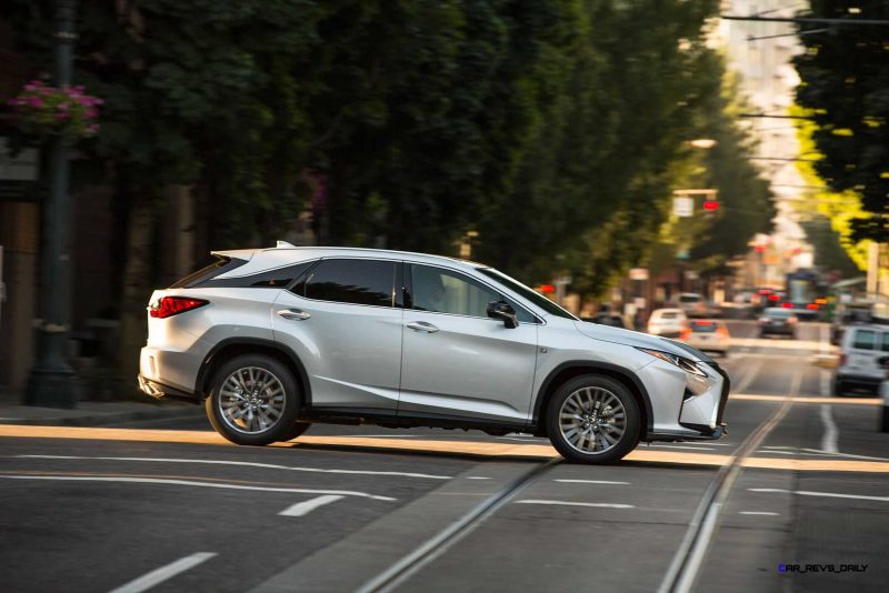 2016_Lexus_RX_350_F_SPORT_020_D9489256B2720C598970EA509F1354A2DB4936F8