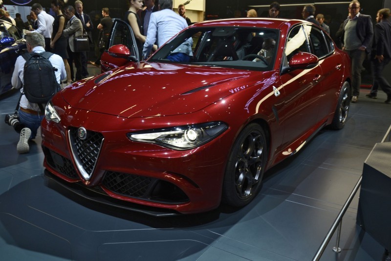 2017 Alfa Romeo GIULIA Quadrifoglio 9