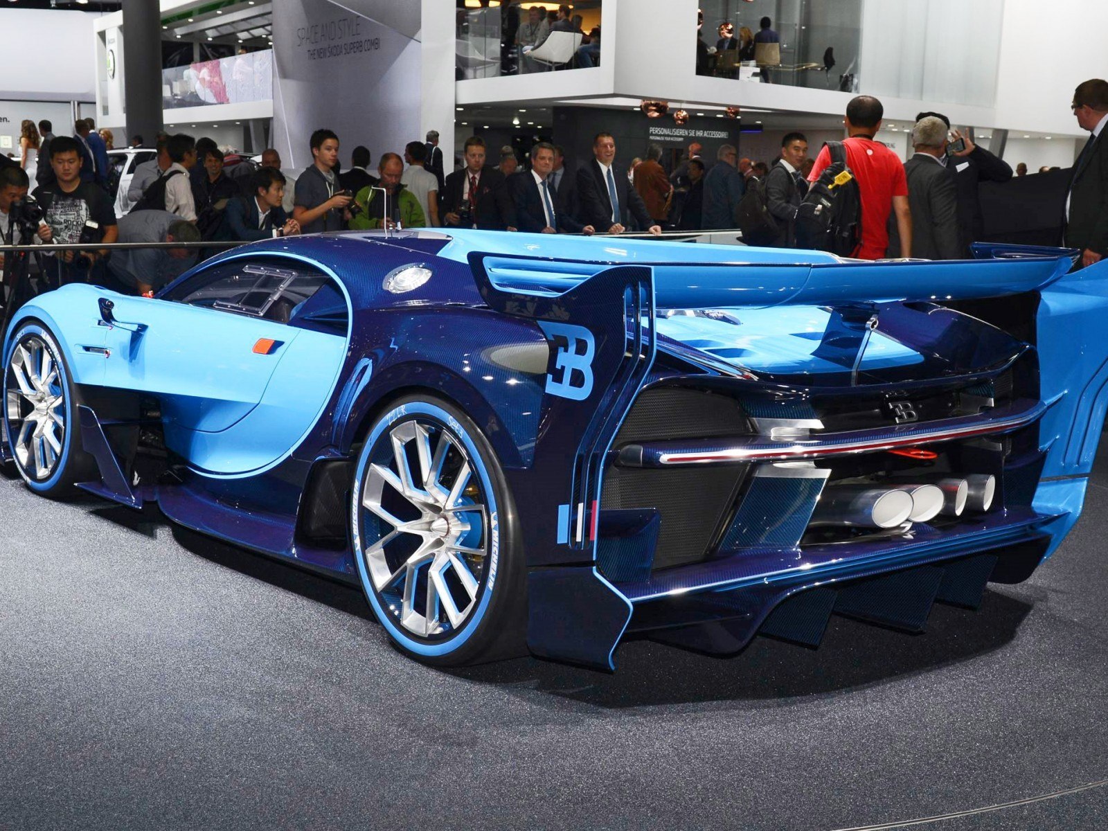 Bugatti GT 4