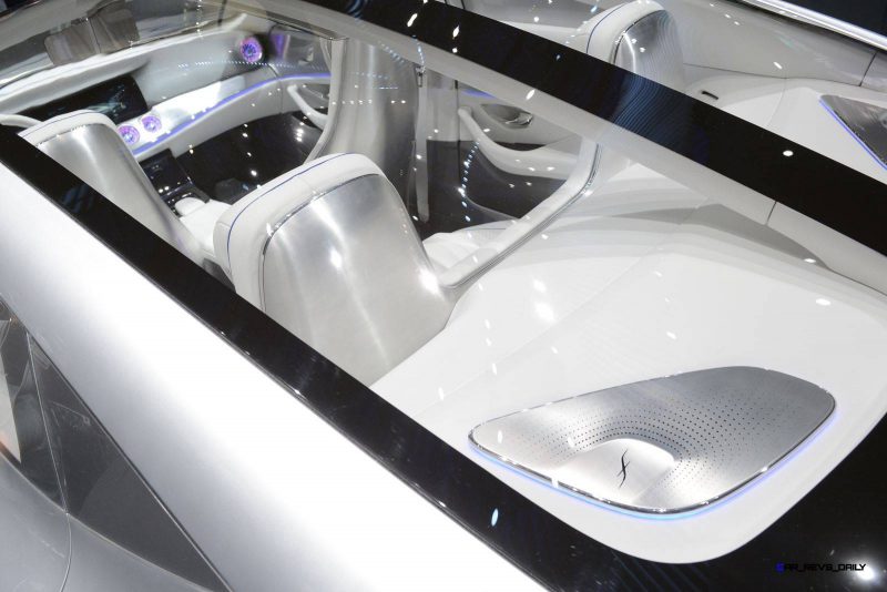 Frankfurt IAA 2015 - Showfloor Mega Gallery 150