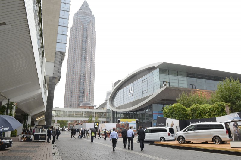 Frankfurt IAA 2015 - Showfloor Mega Gallery 403