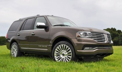 HD Road Test Review - 2015 Lincoln NAVIGATOR 4x4 Reserve 27