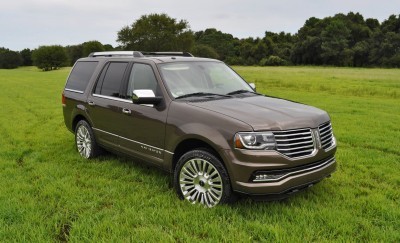 HD Road Test Review - 2015 Lincoln NAVIGATOR 4x4 Reserve 28