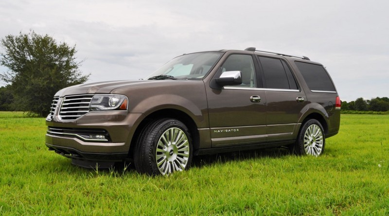 HD Road Test Review - 2015 Lincoln NAVIGATOR 4x4 Reserve 32