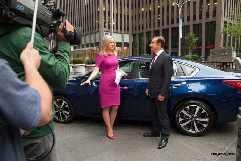 Nissan Chairman and CEO Carlos Ghosn reveals new 2016 Altima in