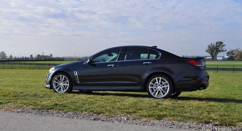 2015 Chevrolet SS Green 16