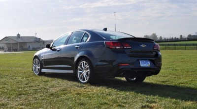 2015 Chevrolet SS Green 21