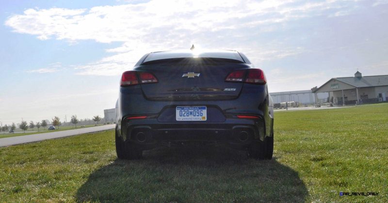 2015 Chevrolet SS Green 27