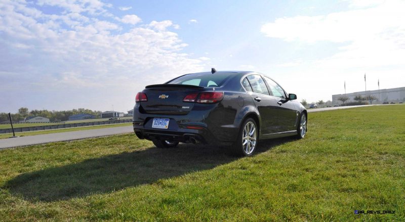 2015 Chevrolet SS Green 30