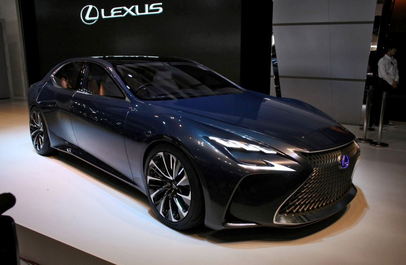 2015 Lexus LF-FC Flagship Concept 6