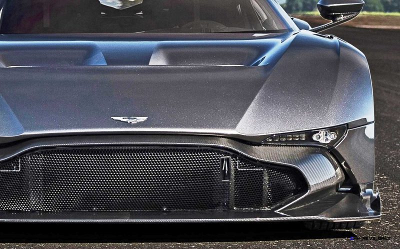 2016 Aston Martin VULCAN meets Avro VULCAN Bomber 19