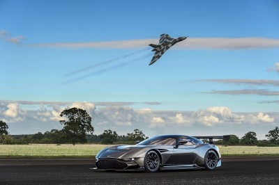 2016 Aston Martin VULCAN meets Avro VULCAN Bomber 6