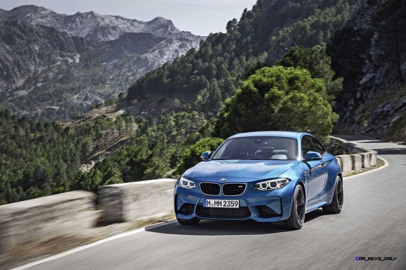 2016 BMW M2  32