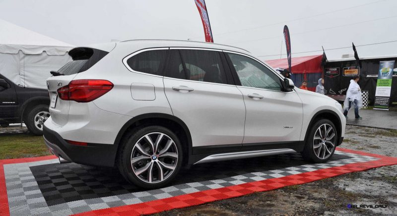 2016 BMW X1 Alpine White 10