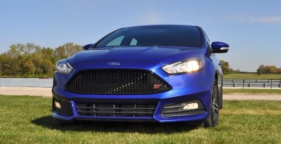 2016 Ford FOCUS ST Kona Blue 108