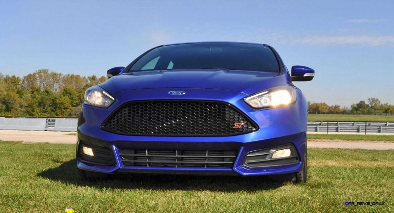 2016 Ford FOCUS ST Kona Blue 109