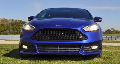 2016 Ford FOCUS ST Kona Blue 111