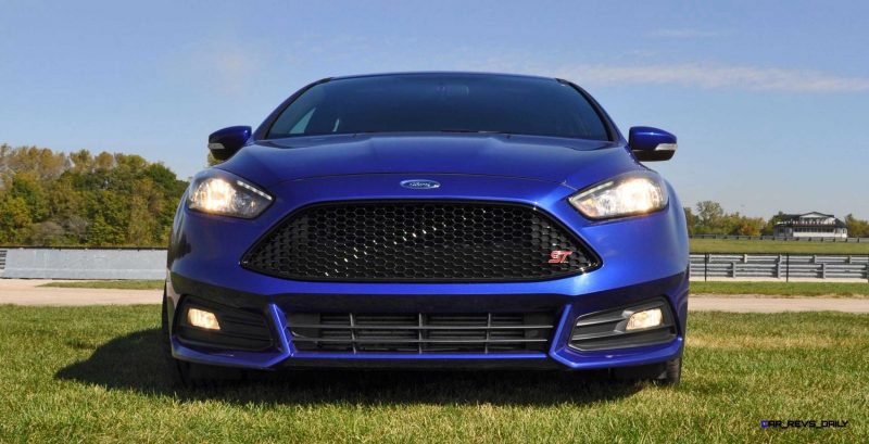 2016 Ford FOCUS ST Kona Blue 112