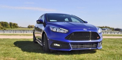 2016 Ford FOCUS ST Kona Blue 12