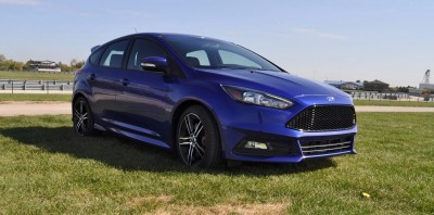 2016 Ford FOCUS ST Kona Blue 15