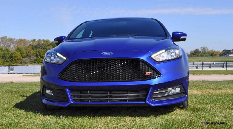 2016 Ford FOCUS ST Kona Blue 22